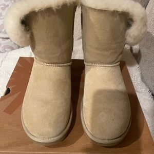 UGG Tan Shearling Winter Boots